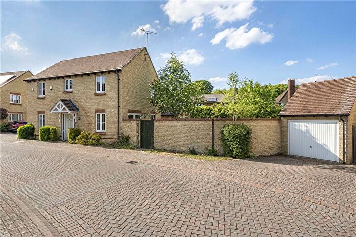 3 Bedroom Detached House For Sale In Simpsons Way, Kennington, Oxford, OX1