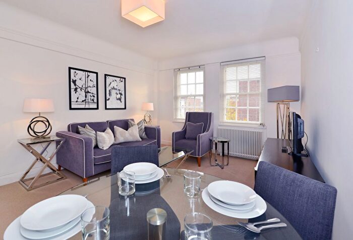 2 Bedroom Flat To Rent In Fulham Road, London, SW3