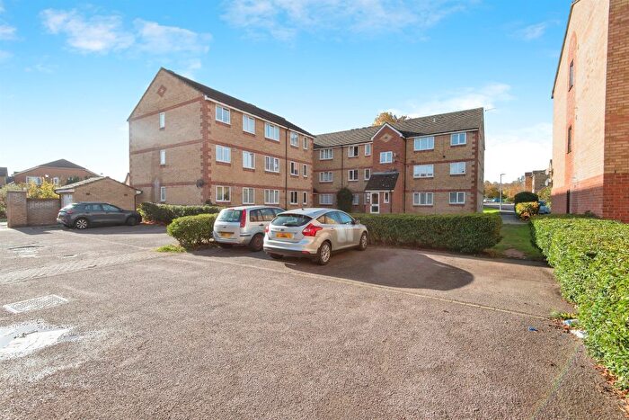 1 Bedroom Flat For Sale In Prestatyn Close, Stevenage, SG1