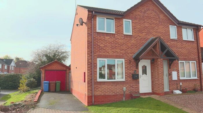 2 Bedroom Terraced House To Rent In Chester Avenue, Beverley, HU17