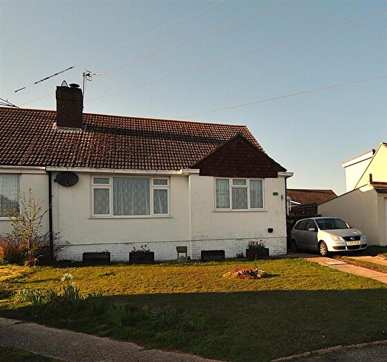 2 Bedroom Semi-Detached Bungalow To Rent In Minster Close, Polegate, BN26