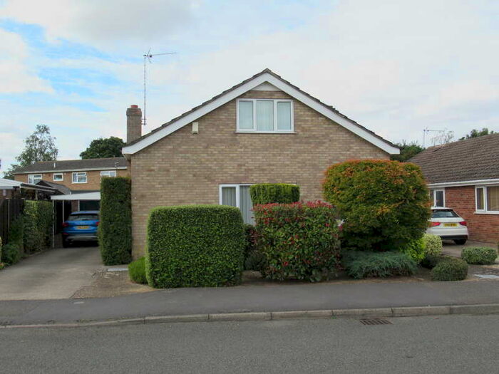 3 Bedroom Bungalow To Rent In Lighton Avenue, Kirton, PE20