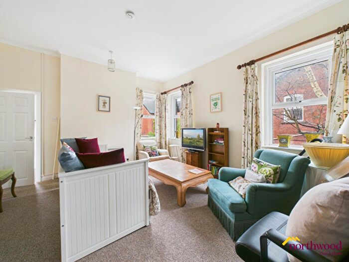 1 Bedroom Flat For Sale In Simonburn Ave, Hartshill, ST4