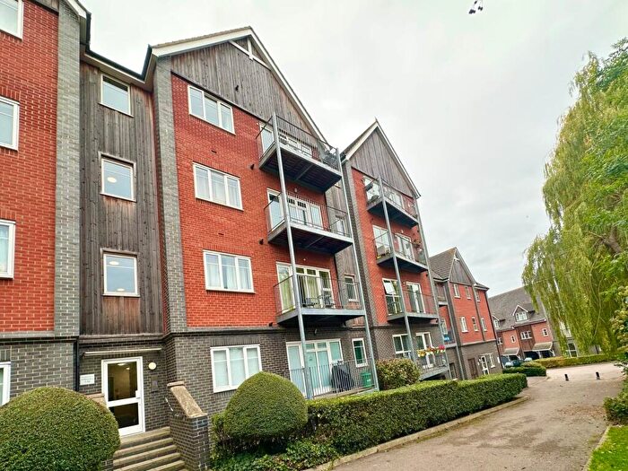 2 Bedroom Apartment To Rent In Millward Drive, Bletchley, Milton Keynes, MK2