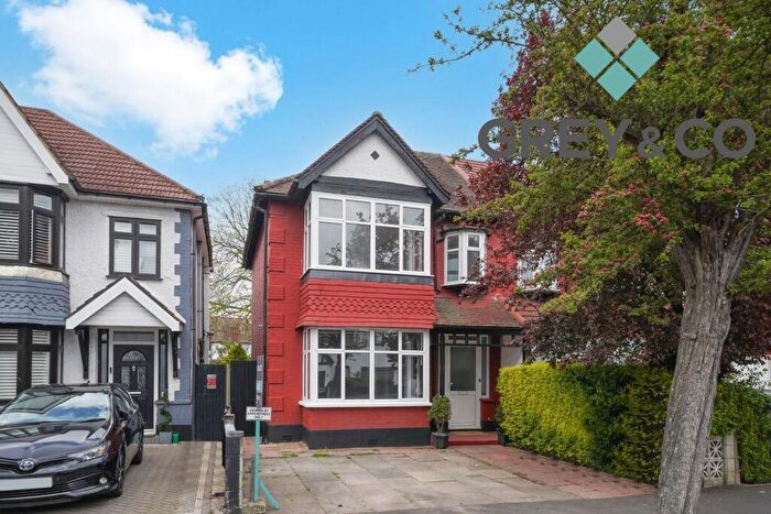 3 Bedroom Semi-Detached House For Sale In Castleton Avenue Wembley, HA9