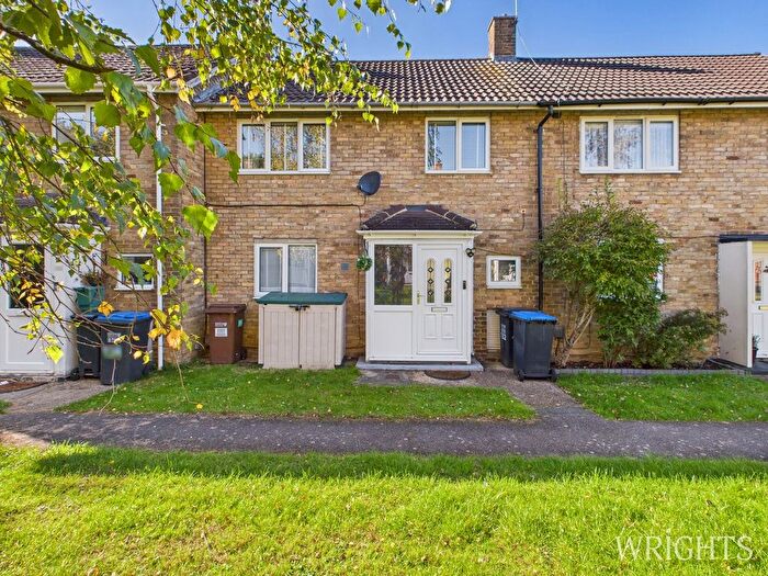 3 Bedroom Terraced House For Sale In Thistle Grove, Welwyn Garden City, AL7
