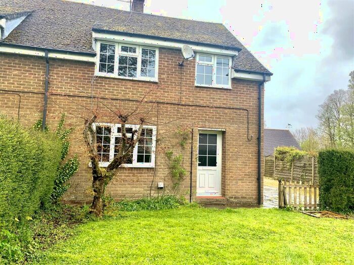 3 Bedroom Semi-Detached House To Rent In Nursery Cottages, Avebury Trusloe, SN8