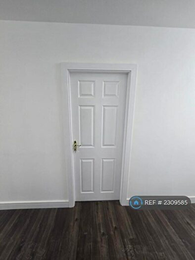 1 Bedroom Flat To Rent In Apartments, Bradford, BD7