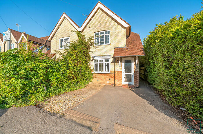 6 Bedroom Semi-Detached House To Rent In Raymond Crescent, Guildford, GU2