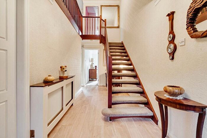 4 Bedroom Detached House For Sale In Bank Side, Westhoughton, Bolton, Greater Manchester, BL5