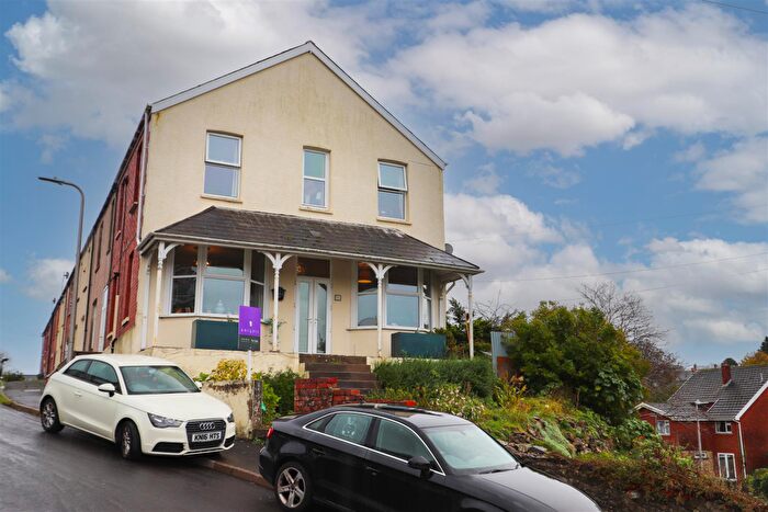 3 Bedroom End Of Terrace House For Sale In Jenkin Street, Barry, CF63