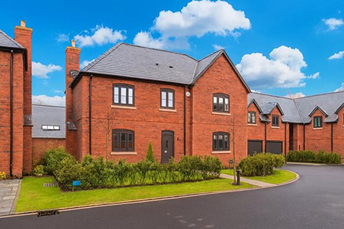 4 Bedroom Detached House To Rent In Clement Road, Somerfords Booths Hall, Congleton, CW12