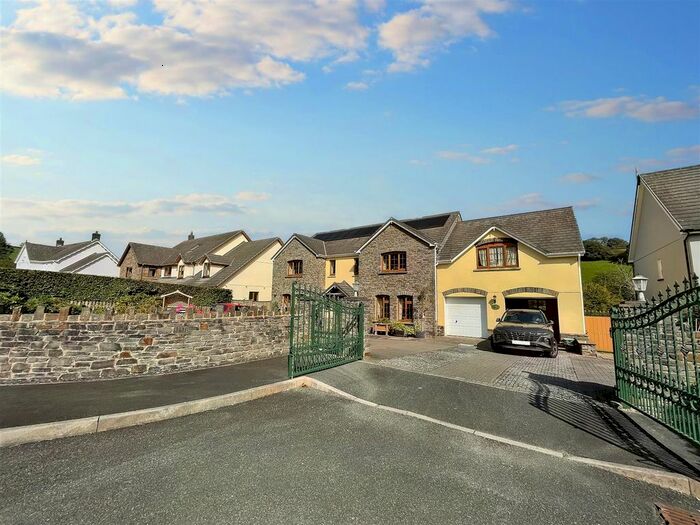 5 Bedroom Detached House For Sale In Ger Y Duad, Cynwyl Elfed, Carmarthen, SA33