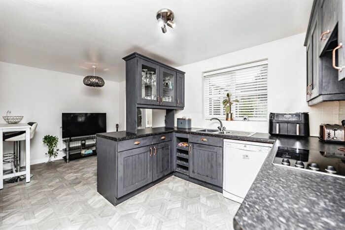 5 Bedroom Detached House For Sale In Lee View, Whitley, Goole, DN14