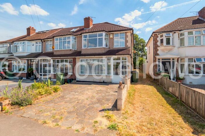 3 Bedroom House To Rent In Windsor Avenue, Cheam, Sutton, Surrey, SM3