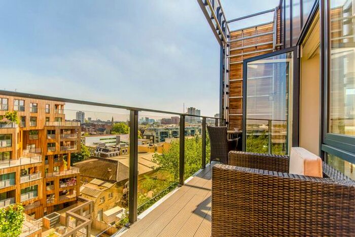 2 Bedroom Flat To Rent In Merchant Building, Islington, London, N1