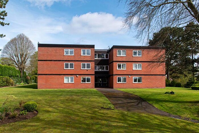 2 Bedroom Apartment For Sale In Oldnall Road, Kidderminster, DY10