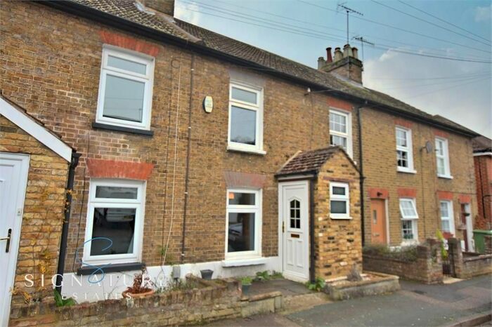 3 Bedroom Property To Rent In Catlin Street, Hemel Hempstead, HP3