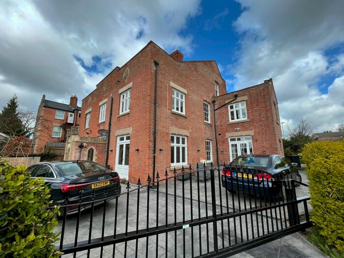 6 Bedroom Detached House To Rent In Grenfell Road, Leicester, LE2