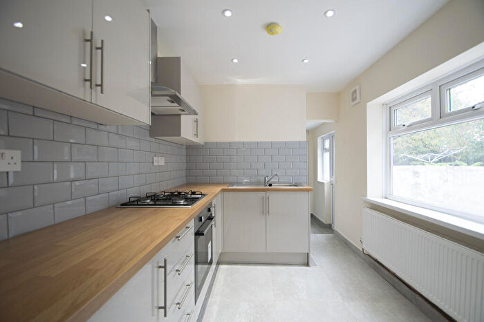 4 Bedroom House To Rent In Wyeverne Road, Cathays, CF24