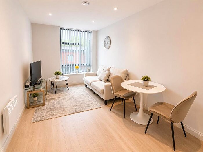 1 Bedroom Flat To Rent In Hartley House, Hartley Hill, LS2