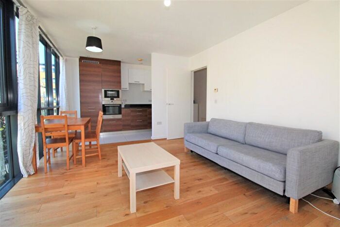 2 Bedroom Apartment To Rent In Forge Square, E14