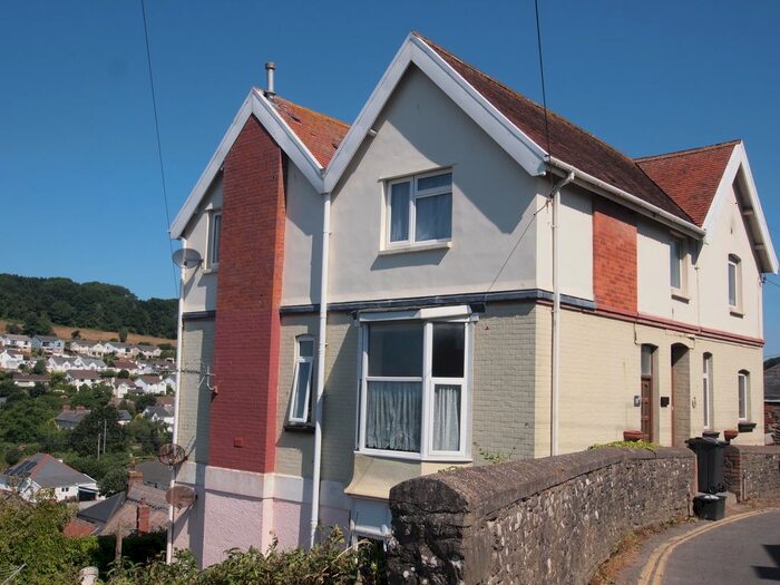 3 Bedroom Flat To Rent In Abbots Hill, Braunton, EX33