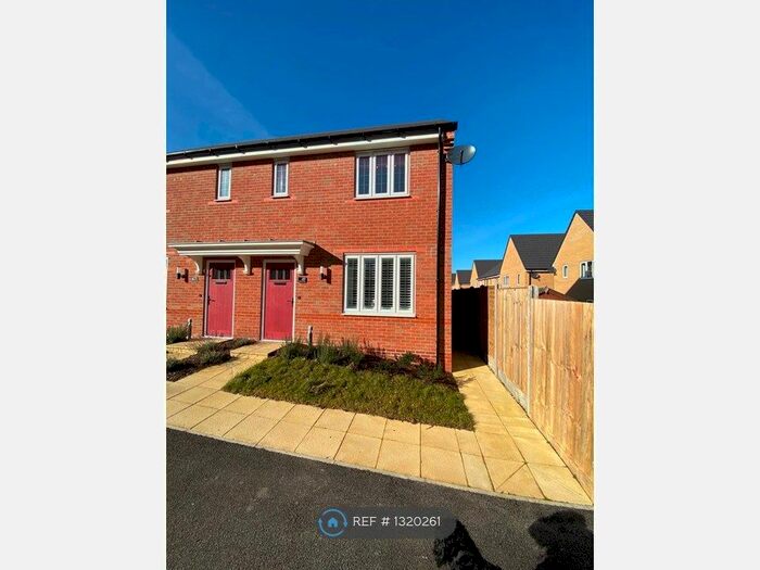 2 Bedroom Semi-Detached House To Rent In Barwick Avenue, Bury St. Edmunds IP32