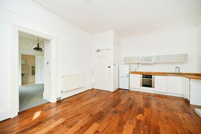 1 Bedroom Flat For Sale In Harrington Road, Brighton, BN1