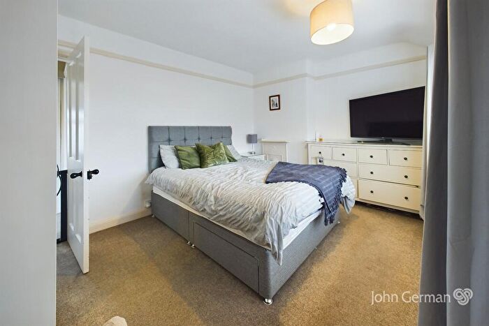 2 Bedroom Semi-Detached House For Sale In Smithfield Road, Uttoxeter, ST14