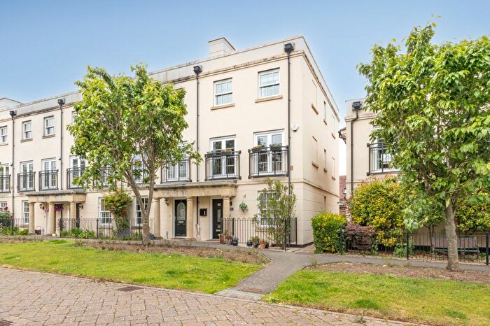 4 Bedroom End Of Terrace House For Sale In The Boulevard, Westgate-On-Sea, Kent, CT8