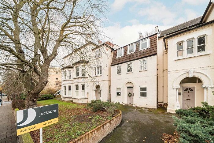 2 Bedroom Flat For Sale In Earlsfield Road, Earlsfield, SW18