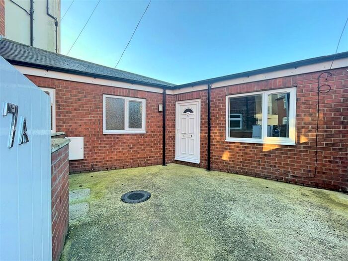 1 Bedroom Semi-Detached Bungalow To Rent In Vincent Street, Scarborough, YO12