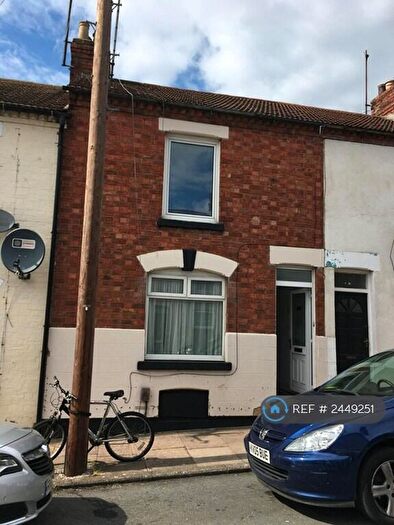 4 Bedroom Terraced House To Rent In Northcote Street, Northampton, NN2