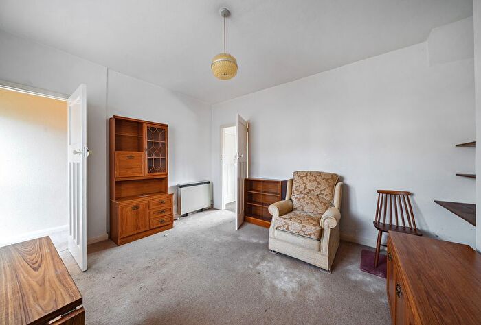 2 Bedroom Terraced House For Sale In Oxenhill Road, Kemsing, Sevenoaks, Kent, TN15