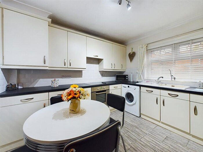 2 Bedroom Bungalow For Sale In Upper Barn Close, Heanor, Derbyshire, DE75