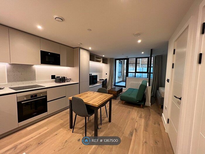 Studio To Rent In Irene House, London, SW12