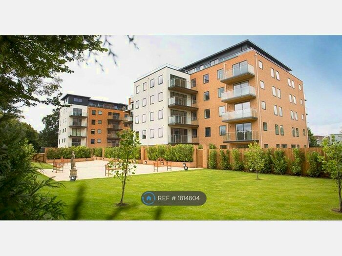 1 Bedroom Flat To Rent In Old Bracknell Lane West, Bracknell, RG12