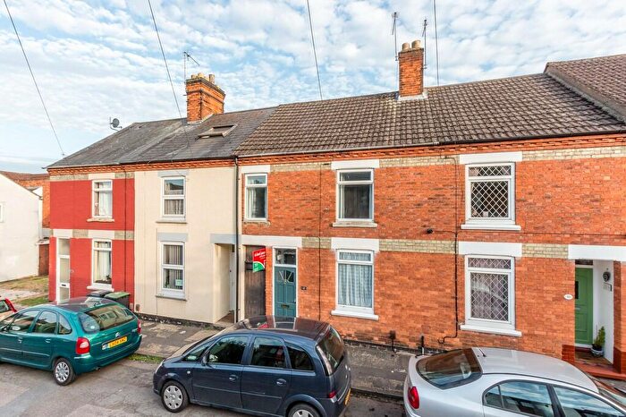 2 Bedroom Terraced House To Rent In Dayton Street, Rushden, NN10