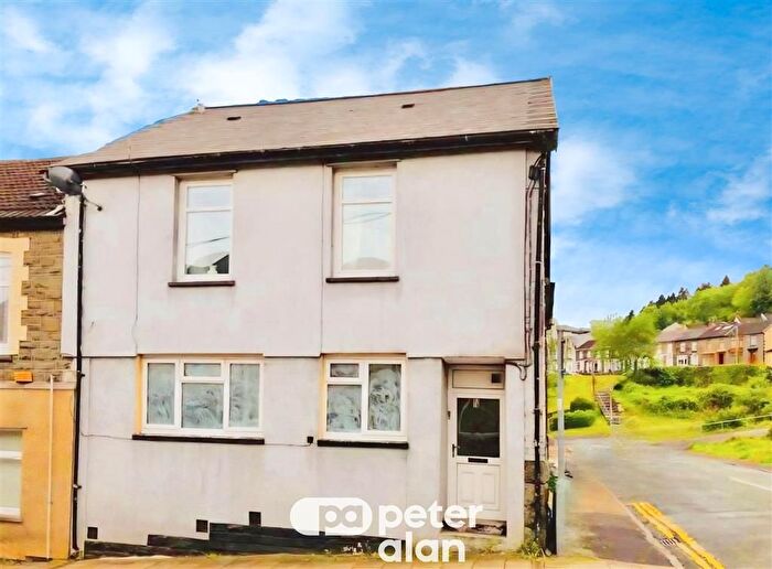 1 Bedroom Flat To Rent In Margaret Street, Abercynon, Mountain Ash, CF45