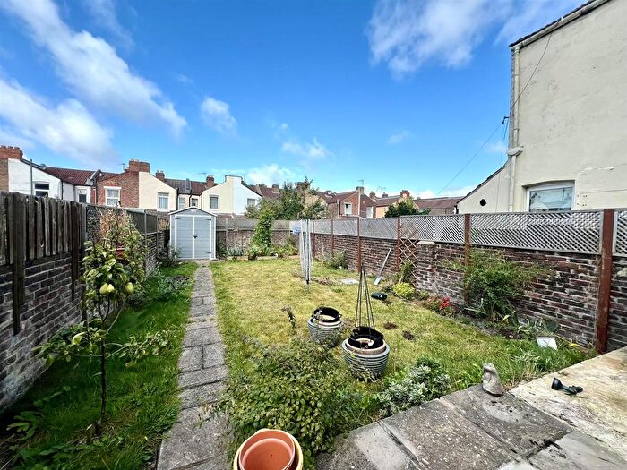4 Bedroom Property To Rent In Gladys Avenue, Portsmouth, PO2