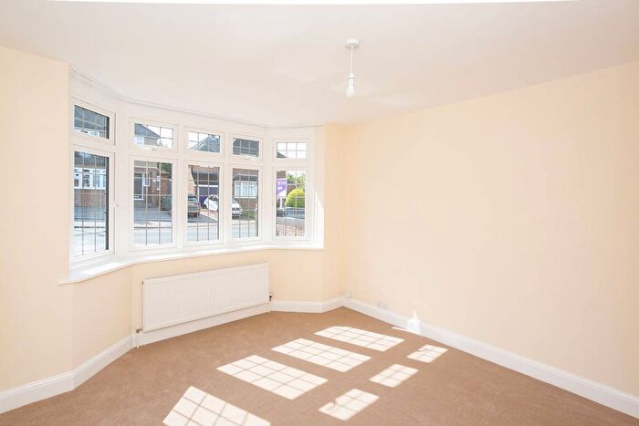 3 Bedroom Detached House To Rent In Belmont Road, Hemel Hempstead, HP3