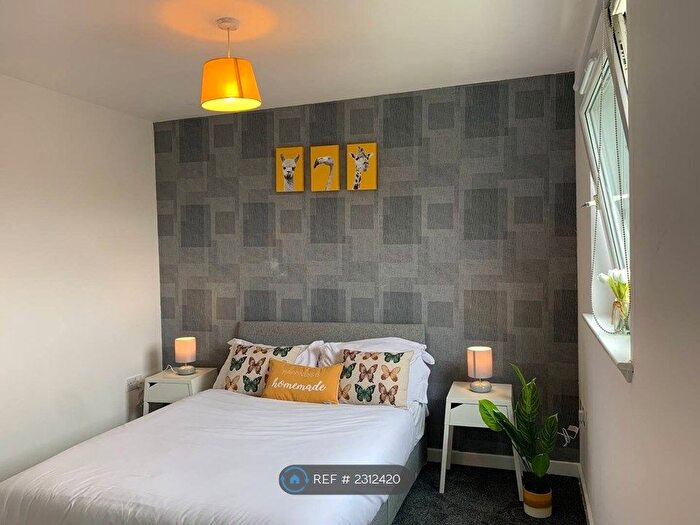 2 Bedroom Flat To Rent In Cambuslang, Cambuslang, Glasgow, G72