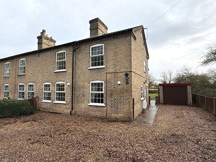 3 Bedroom Semi Detached House To Rent In Wragby Road, Sudbrooke, LN2