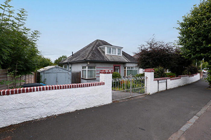 3 Bedroom Detached Bungalow For Sale In St Clair Avenue, Giffnock, G46