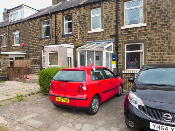 1 Bedroom Terraced House To Rent In Blackmoorfoot Road, Crosland Moor, Huddersfield, HD4