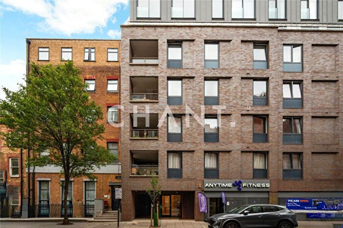 2 Bedroom Apartment For Sale In Alie Street, London, E1
