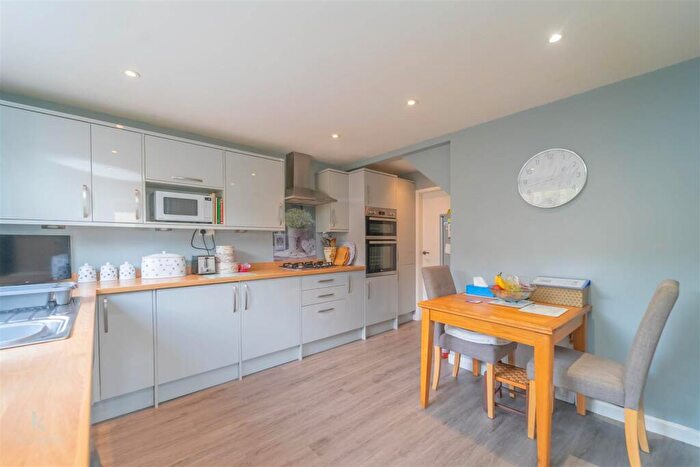 2 Bedroom End Of Terrace House For Sale In Coniston Avenue, Padiham, Burnley, BB12