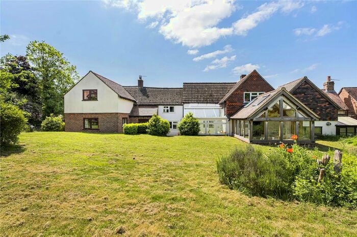 5 Bedroom Semi-Detached House For Sale In Ickford Road, Shabbington, Aylesbury, HP18