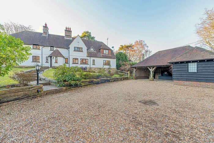 5 Bedroom Detached House To Rent In Threals Lane, RH20